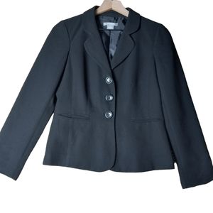 Ann Taylor black blazer size 4 petite 8 rounded edge collor excellent condition